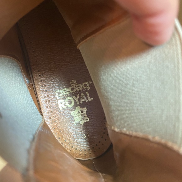 Common Projects Chelsea Boot - Picture 7 of 8